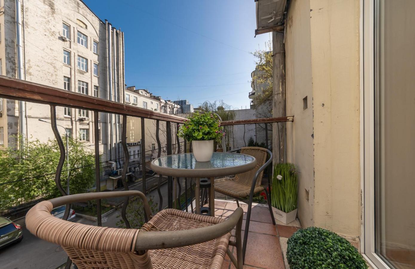 Apartment On Maidan, Khreschatyk 4 Street Kyiv Exterior foto