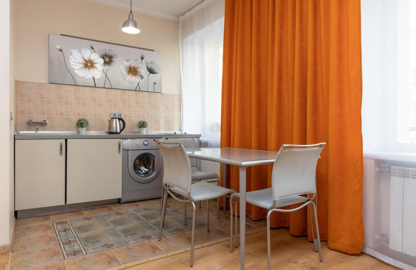 Apartment On Maidan, Khreschatyk 4 Street Kyiv Exterior foto